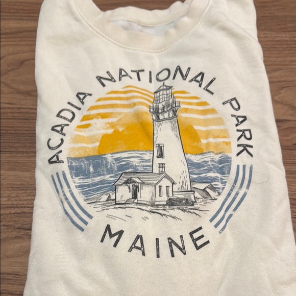 Cropped Acadia National Park Maine Sweatshirt - Picture 2 of 2